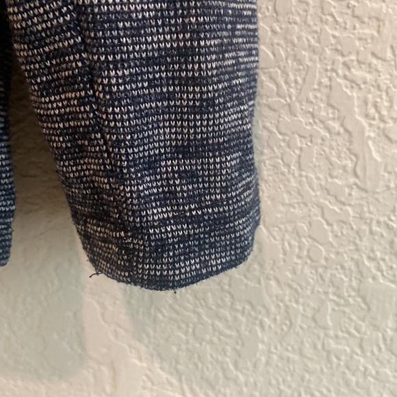 ▶️Boohoo Man◀️ 1/4 zipper black and grey distressed sweater NWT - Picture 4 of 7